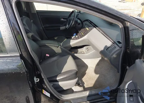 2011 Toyota Prius Two from USA, damaged, VIN JTDKN3DU1B5305053